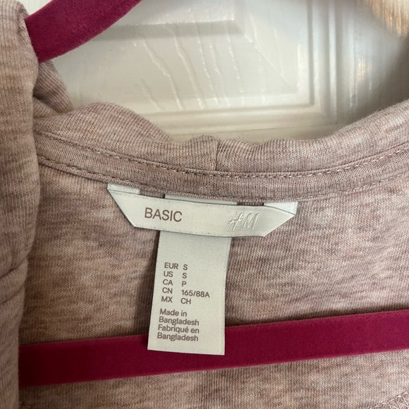 Hooded sweatshirt - Picture 4 of 4